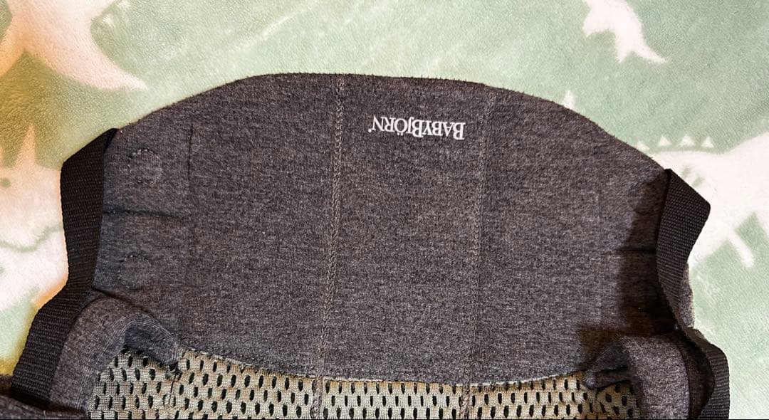 ベビービョルン　ハーモニー　ダークグリーン