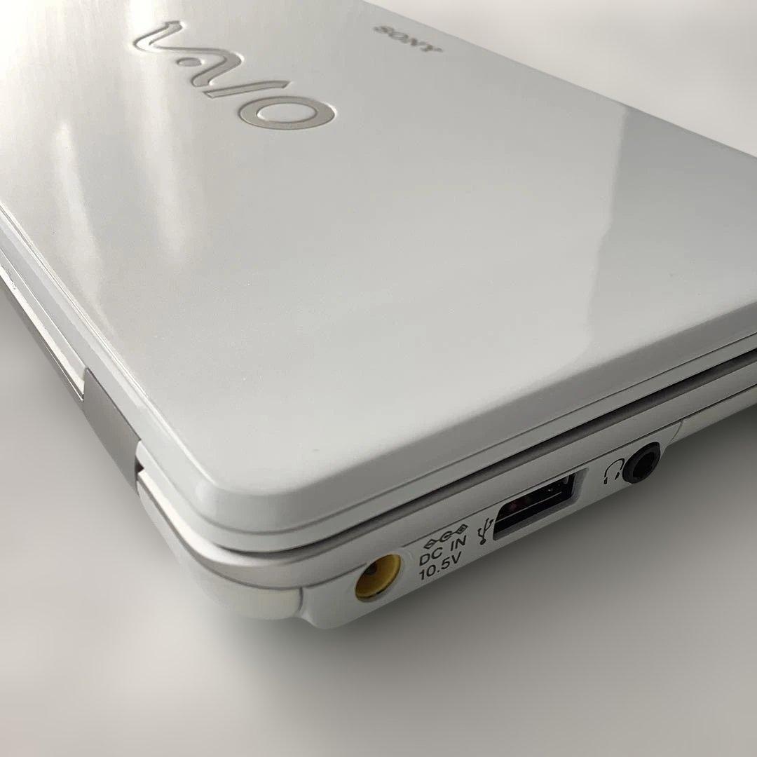 日*亭様 SONY VAIO　type P　VGN-P80H/W　ホワイト　ソニ