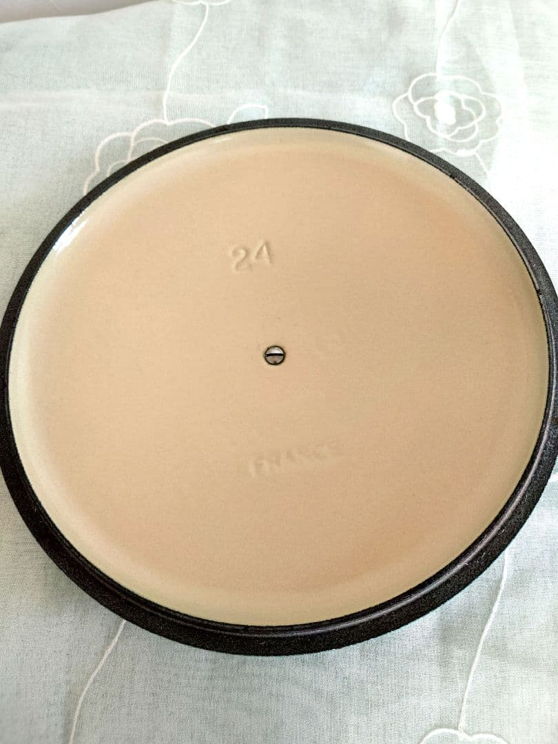 ル・クルーゼ(Le Creuset) ココット 24 cm カリビアンブルー