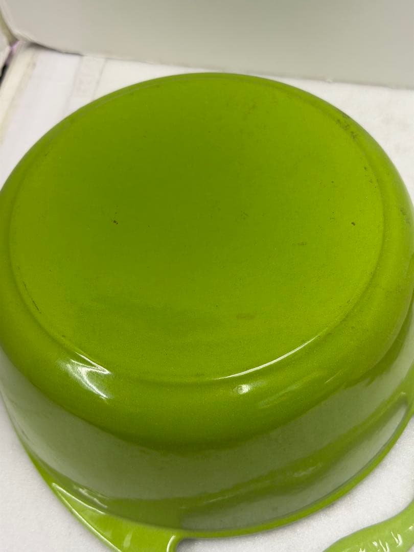 美品　ルクルーゼ　20cmイエローとグリーンの両手鍋セット