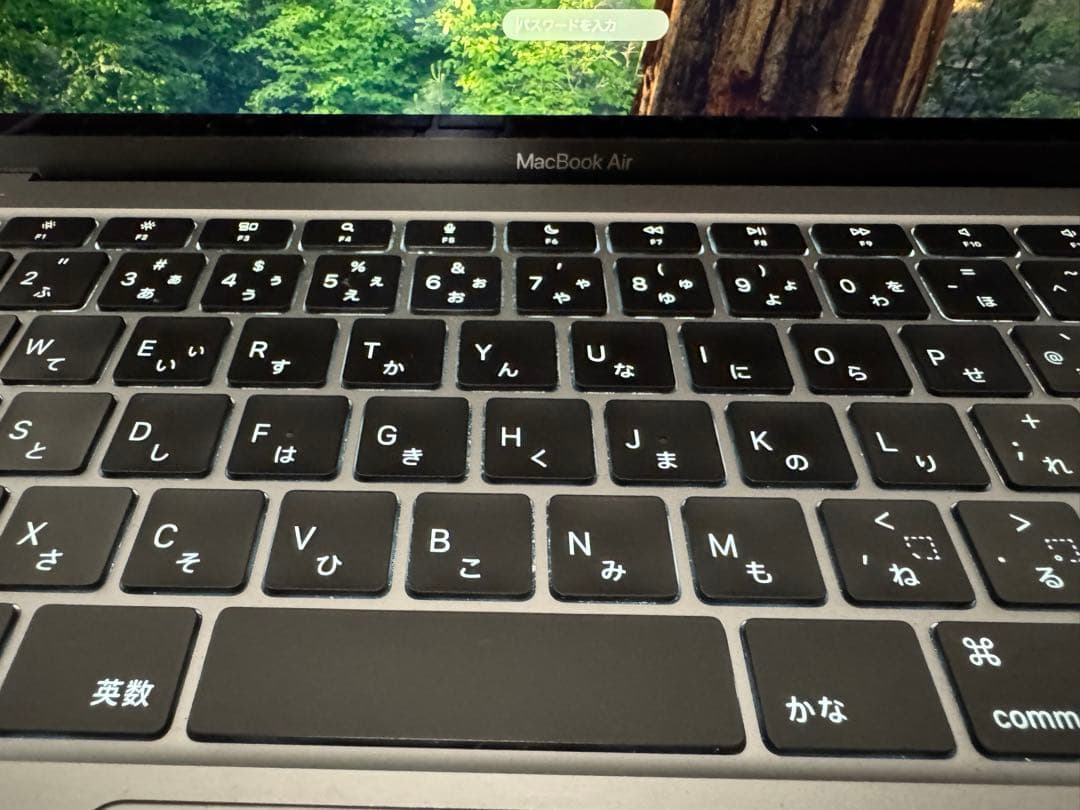 【美品】M1 MacBook Air 13インチ／8GB ・512GB SSD