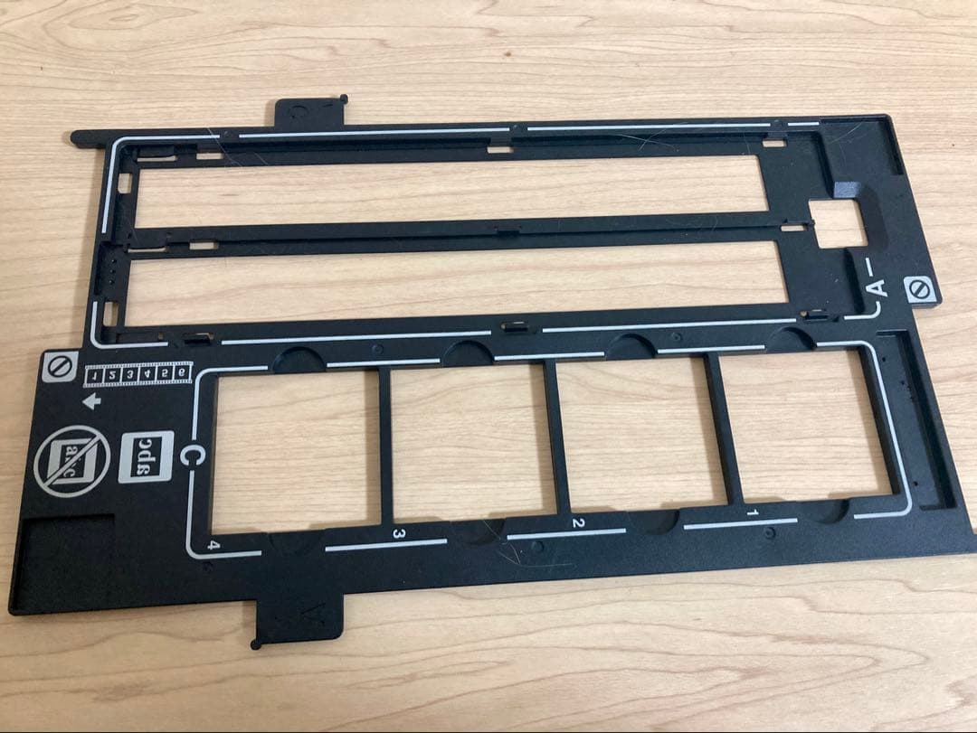 EPSON スキャナー GT-X820