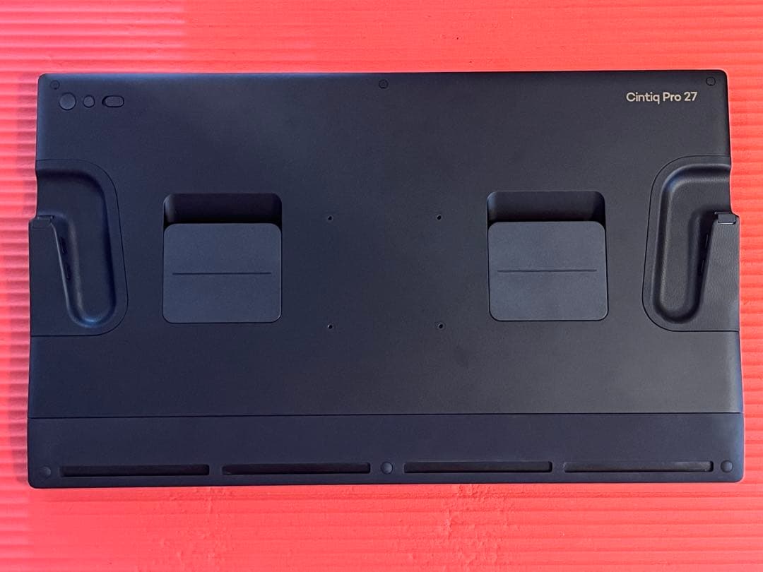 Wacom Cintiq Pro 27 液晶ペンタブレット