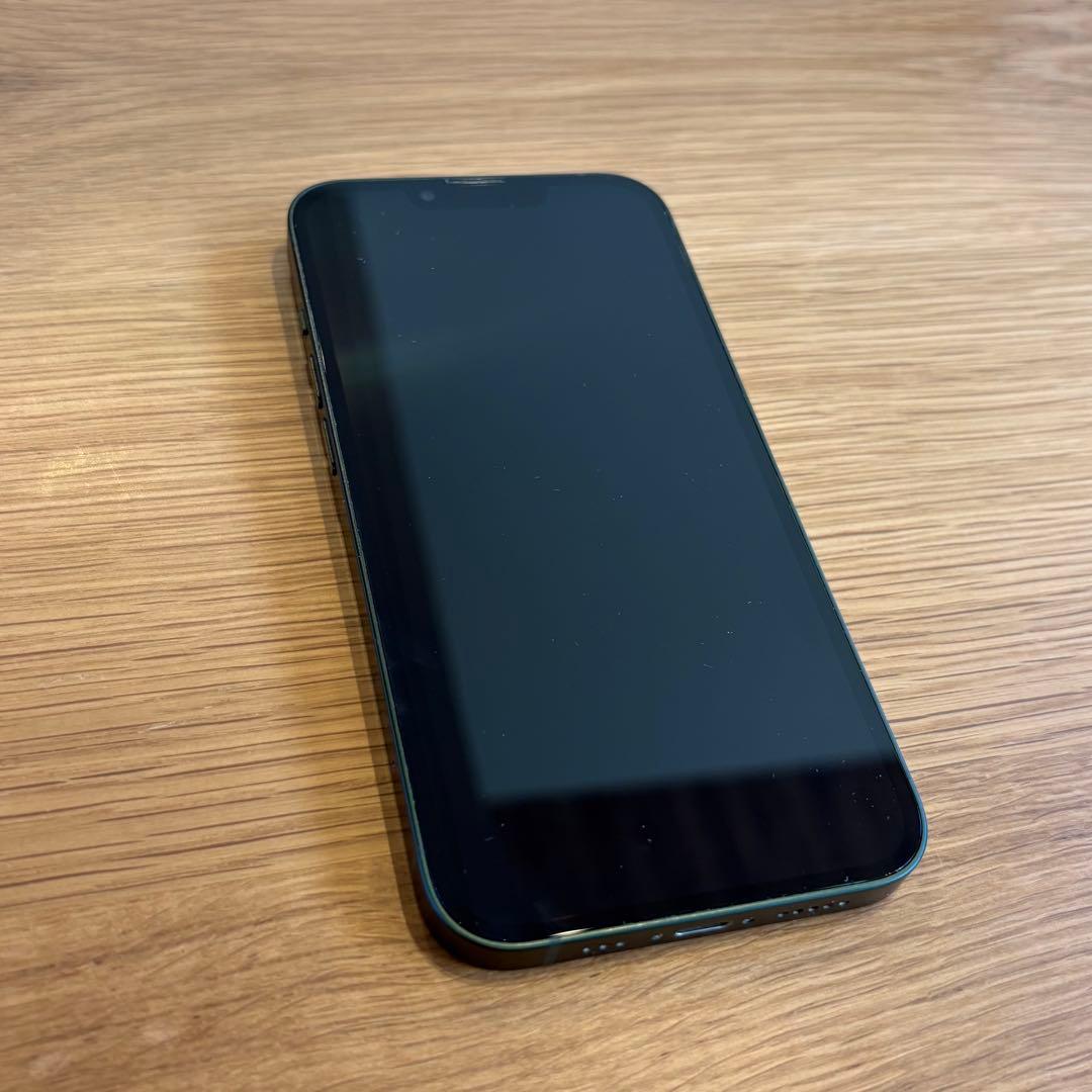 【値下げしました】Apple iPhone 13 ミッドナイトグリーン 本体