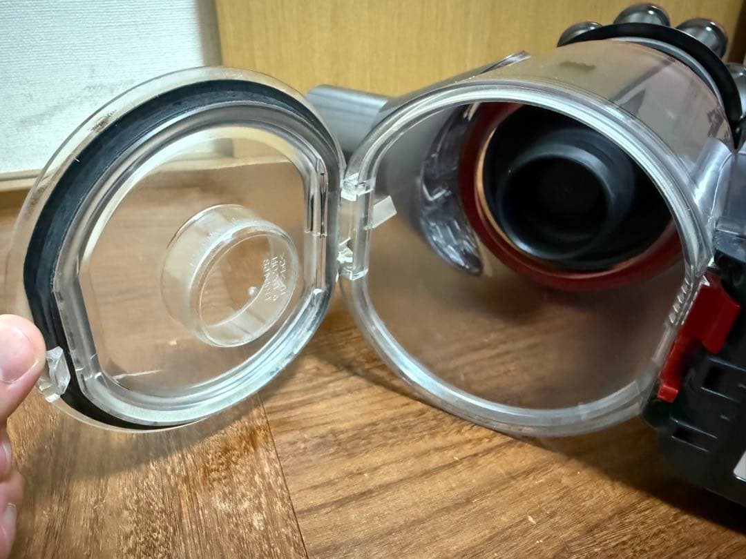 dyson V7 fluffy SV11 バッテリー新品交換済 動作確認済