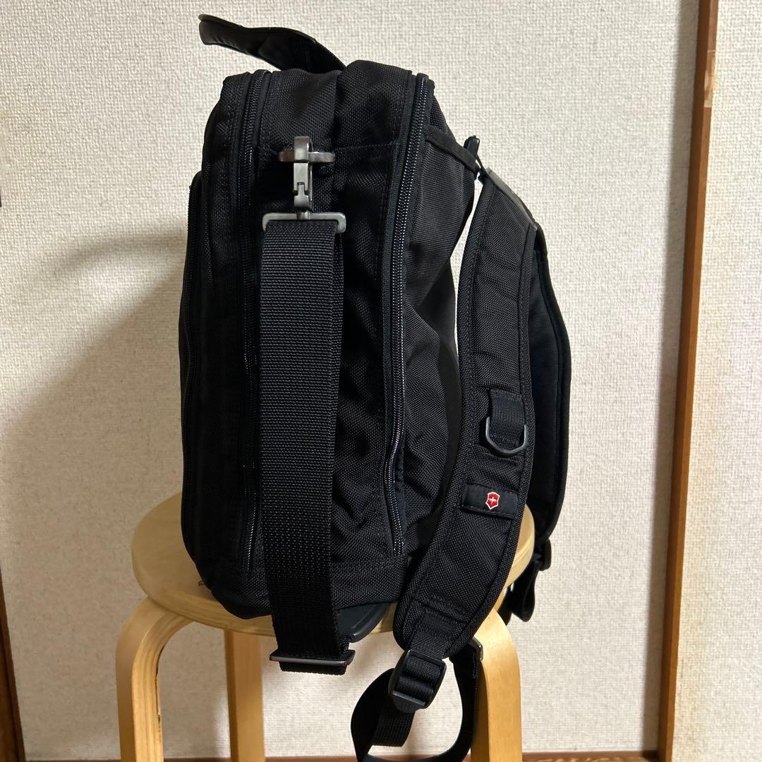 VICTORINOX 3wayバッグ スイスの名品　整理収納抜群‼️