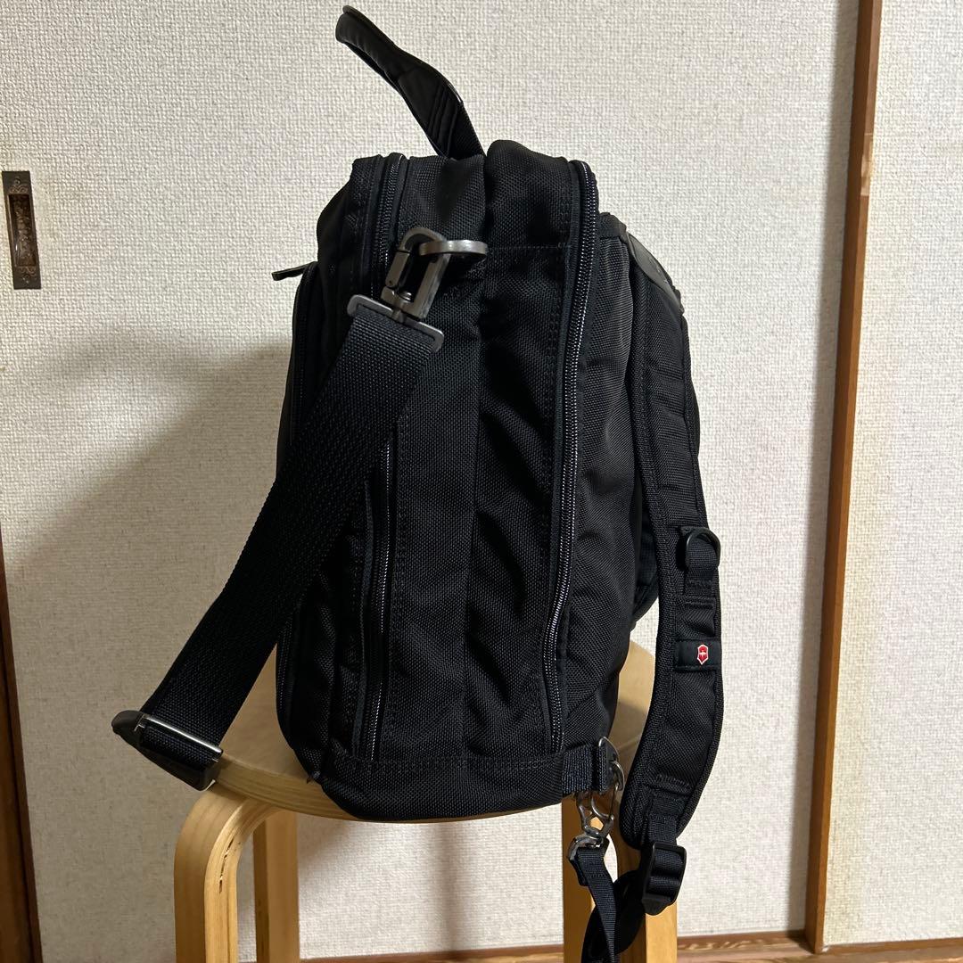 VICTORINOX 3wayバッグ スイスの名品　整理収納抜群‼️