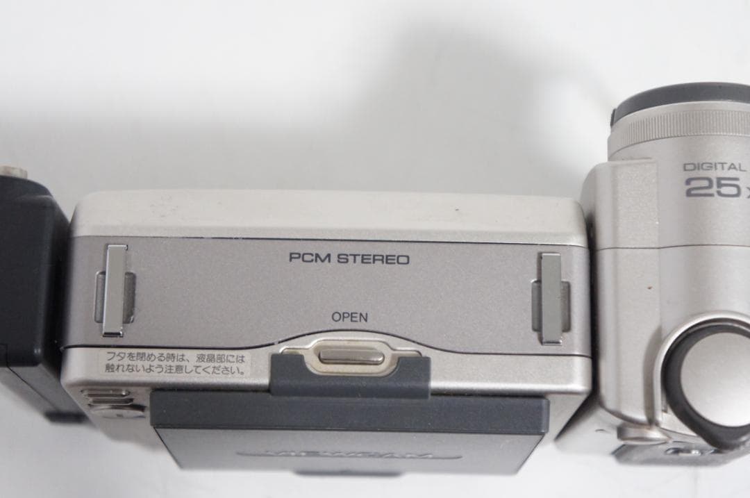 動作美品★VL DC3 MiniDVビデオカメラ シャープ　0203