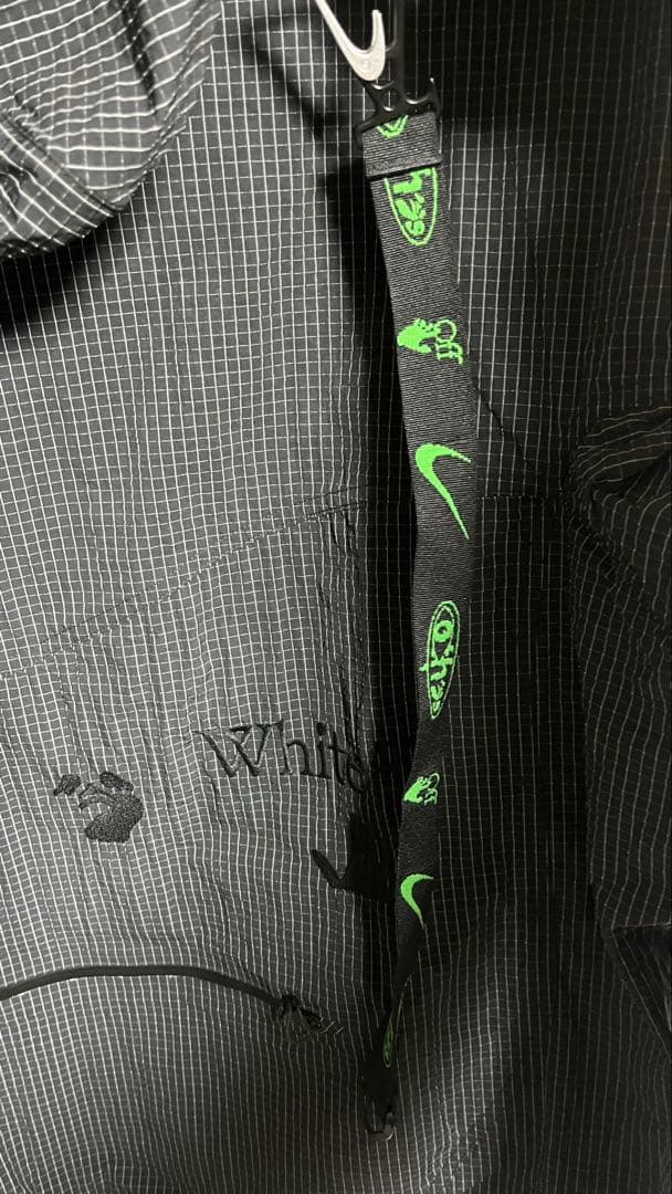 新古品　Nike x off white Lサイズ　チェック柄ナイロンジャケット