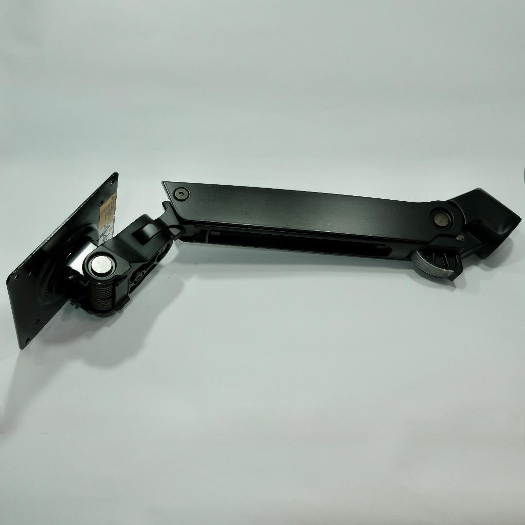 Amazonベーシック モニターアーム エルゴトロンOEM 32インチ対応