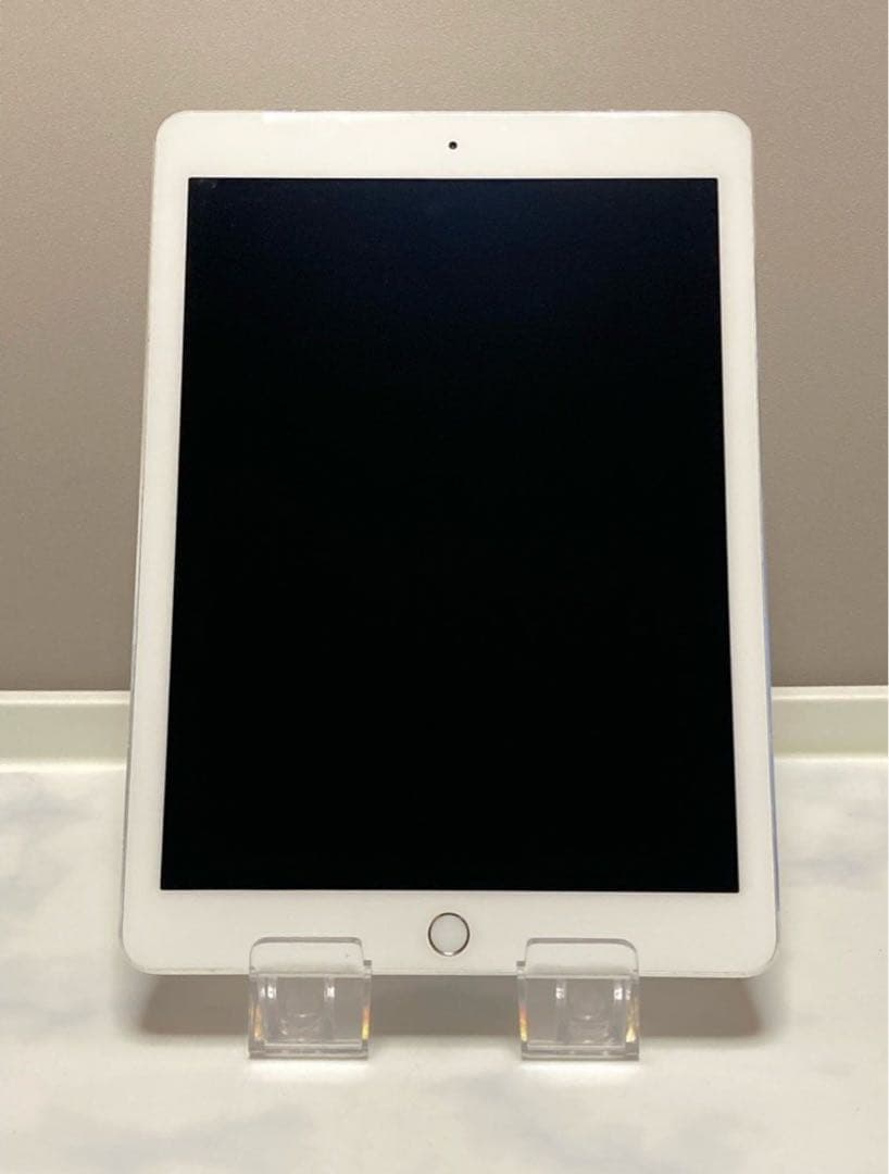 Apple iPad Pro 9.7インチ 即日発送！ 第1世代