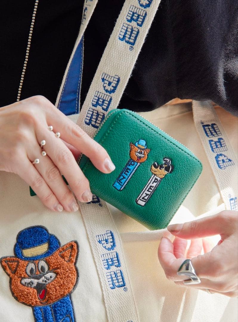 未使用PEZ(ペッツ)×perche(ペルケ)×ear コラボジャバラ折り財布