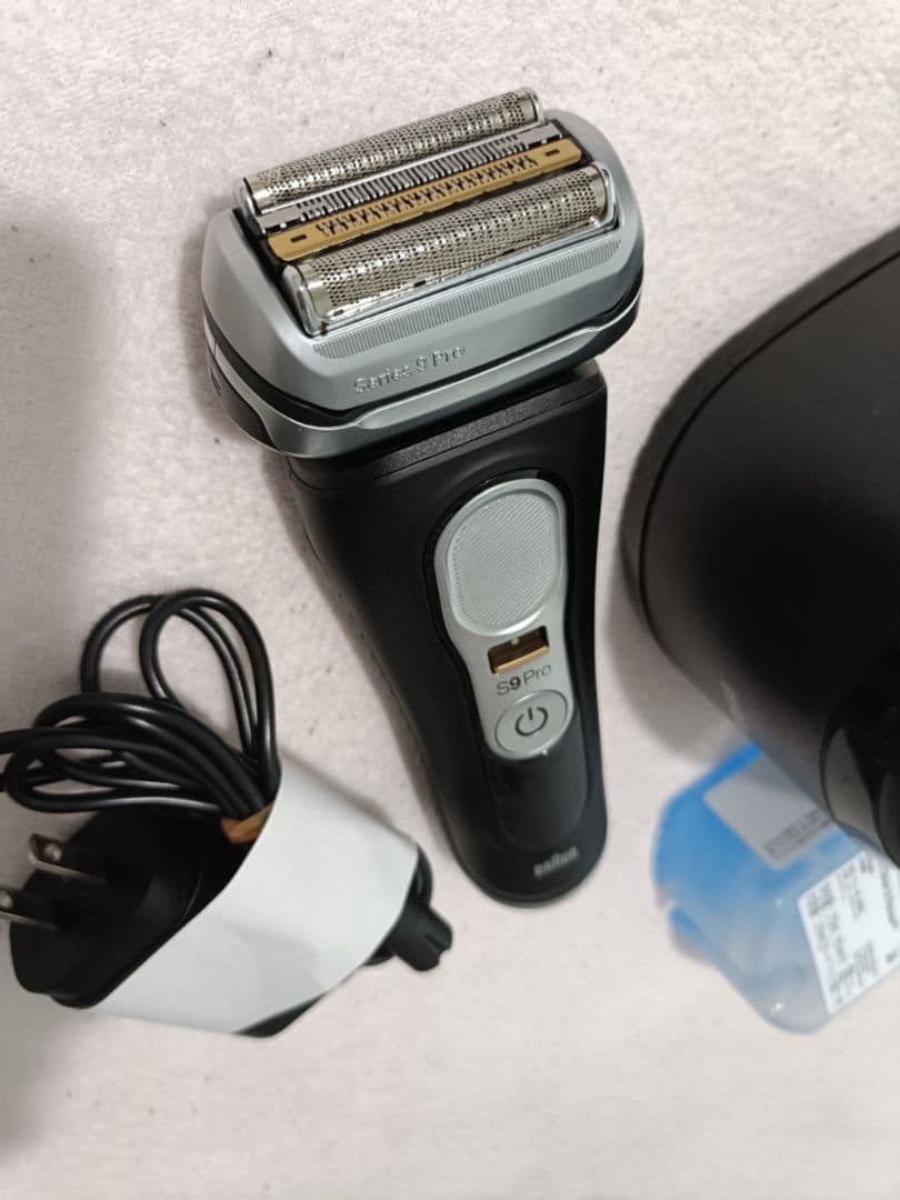 BRAUN 最高モデルS9Pro 9450cc 洗浄器付き 新品未使用‼️