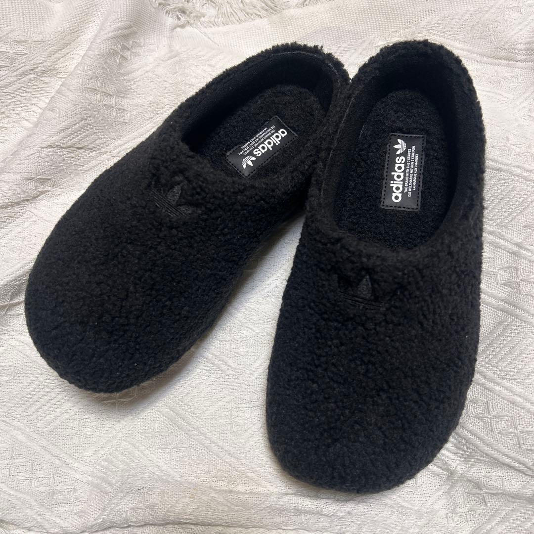 靴 adidas adifom stan mule BLACK