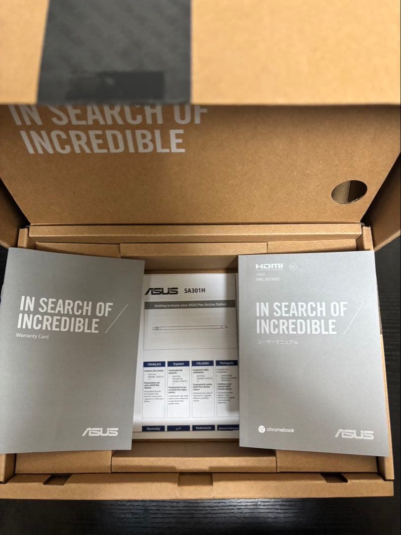 Chromebook本体 ASUS Chromebook Detachable CZ1