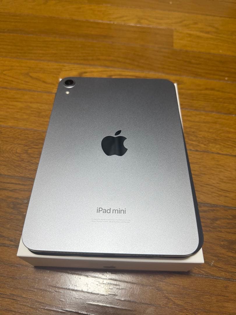 Ipad mini 7 本体と付属品