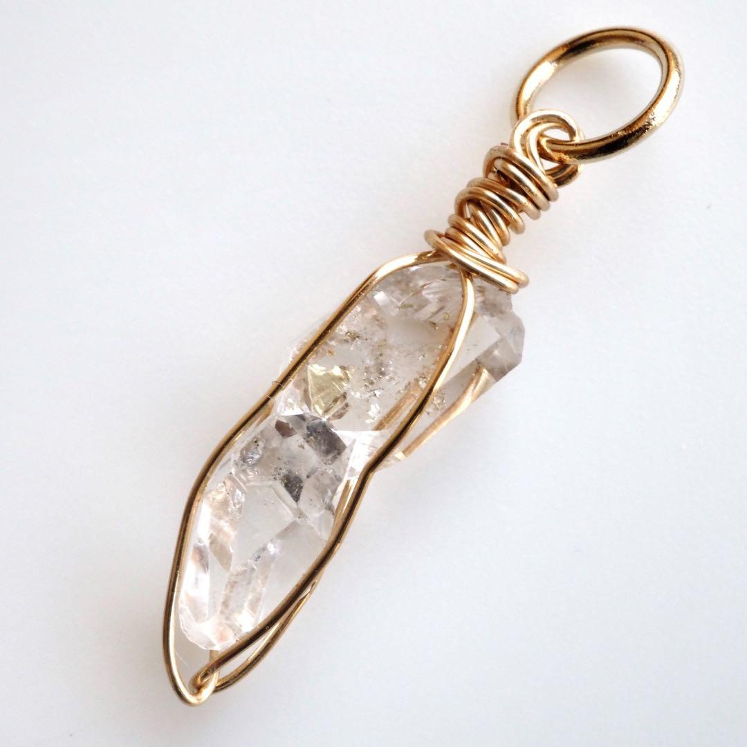 【Ruby】宝石質パステルカラーフローライトの大粒ピアス