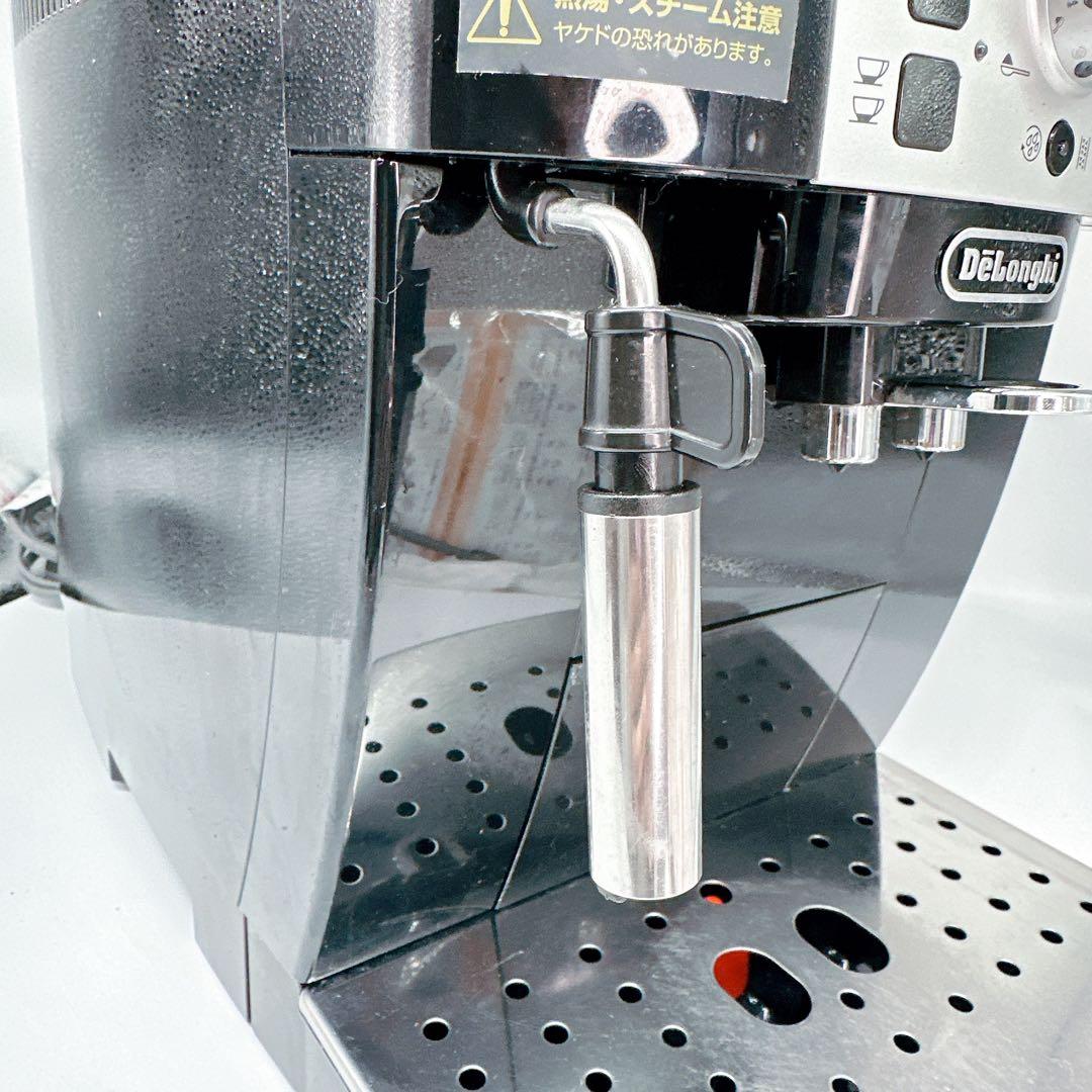 デロンギ　Magnifica S ECAM22112B コーヒー　マグニフィカ