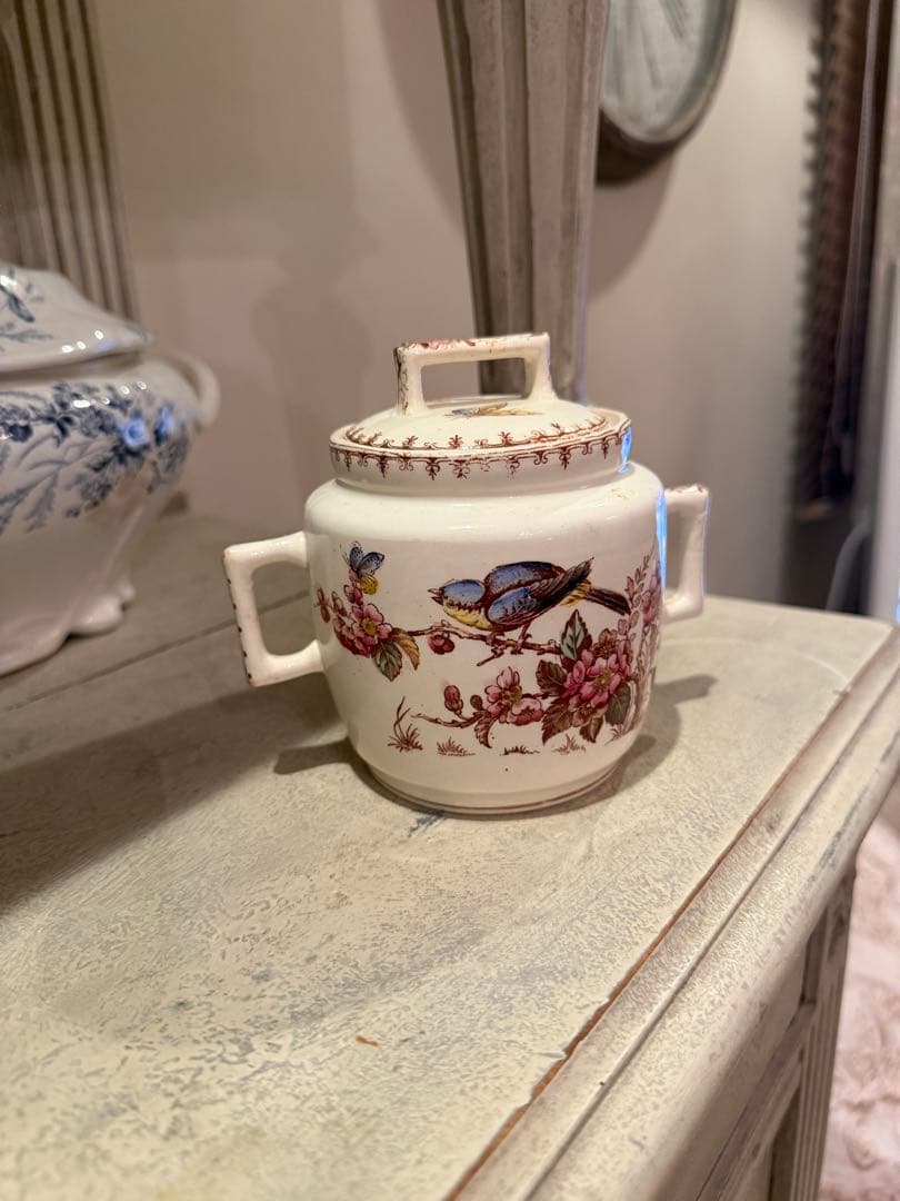 参考画像フランスアンティーク陶器リュネビィルmesangeシュガーポット