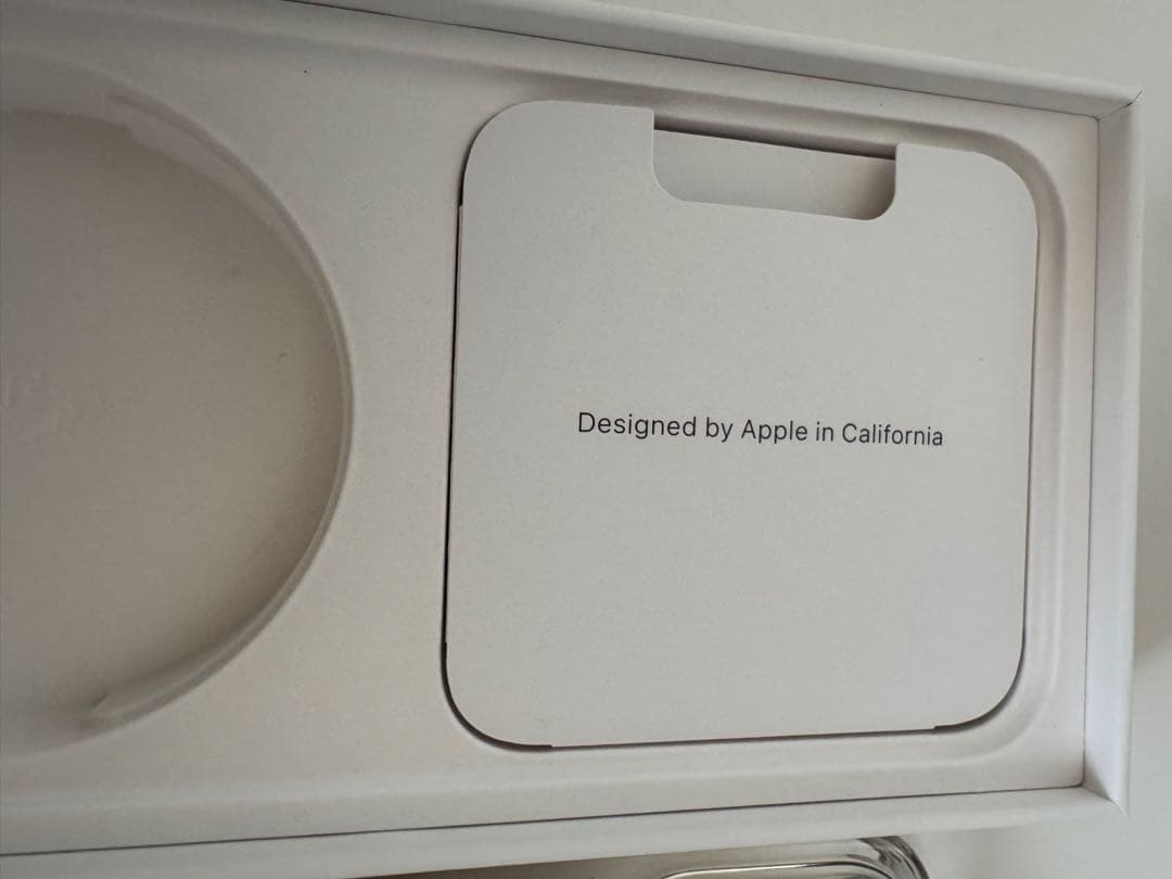 美品 iPhone 15Pro Max ナチュラルチタニウム 256GB