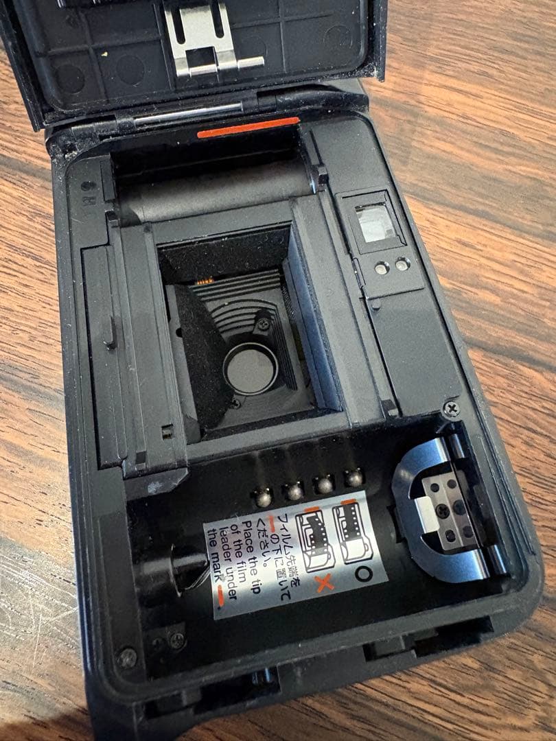 YASHICA T4 コンパクトフィルムカメラ