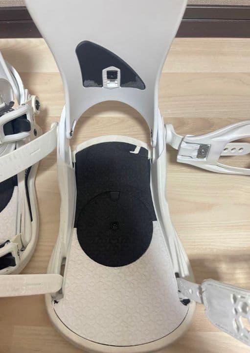 シーズンラスト値引き！union　ユニオン　ストラータ　Mサイズ