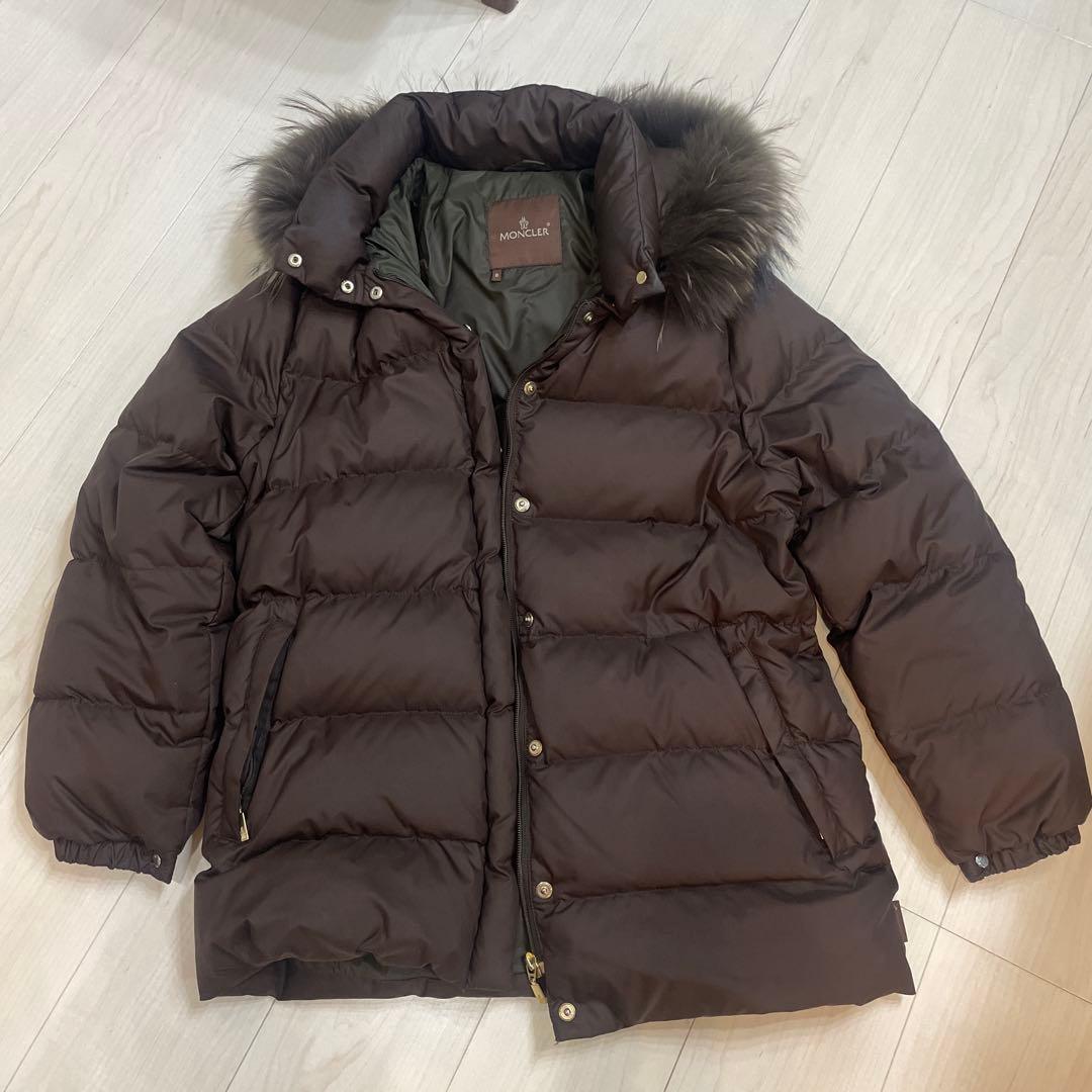 モンクレール ブラウン ダウンジャケット ファー付き
