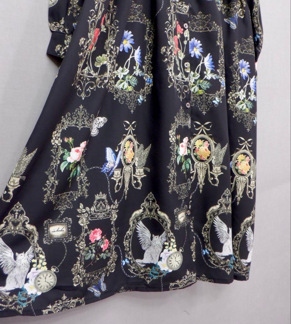 ☆新品タグ付 イズスカラー　553282：ヴィンテージ風額縁柄シャツワンピース