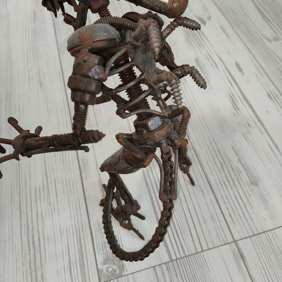 naoさん／廃材メタルアート／エイリアンVSプレデター