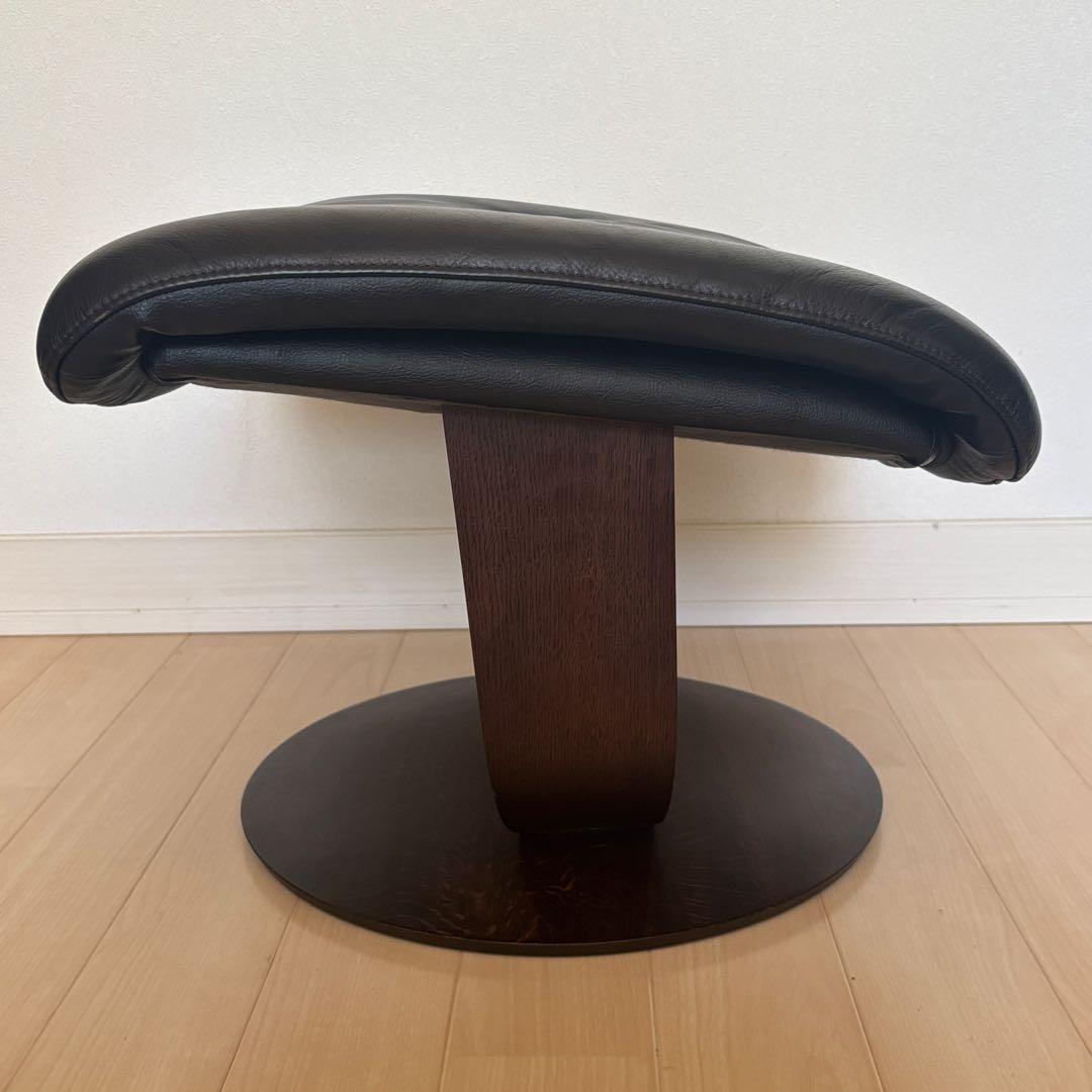 しぃーちゃん カリモク家具 THE FIRST RU0206 ②オットマン