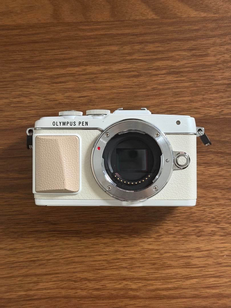 OLYMPUS PEN E-PL7 ボディのみ