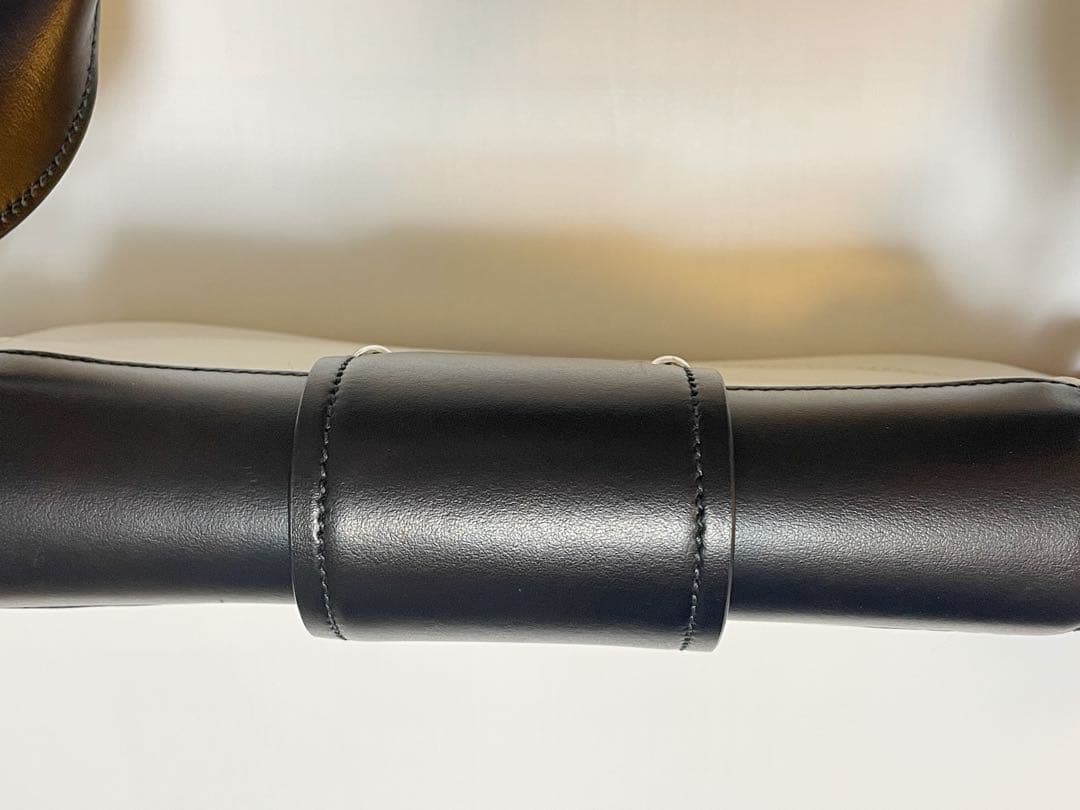 【希少】PRADA プラダ レザーバッグ ホワイト ブラック バイカラー