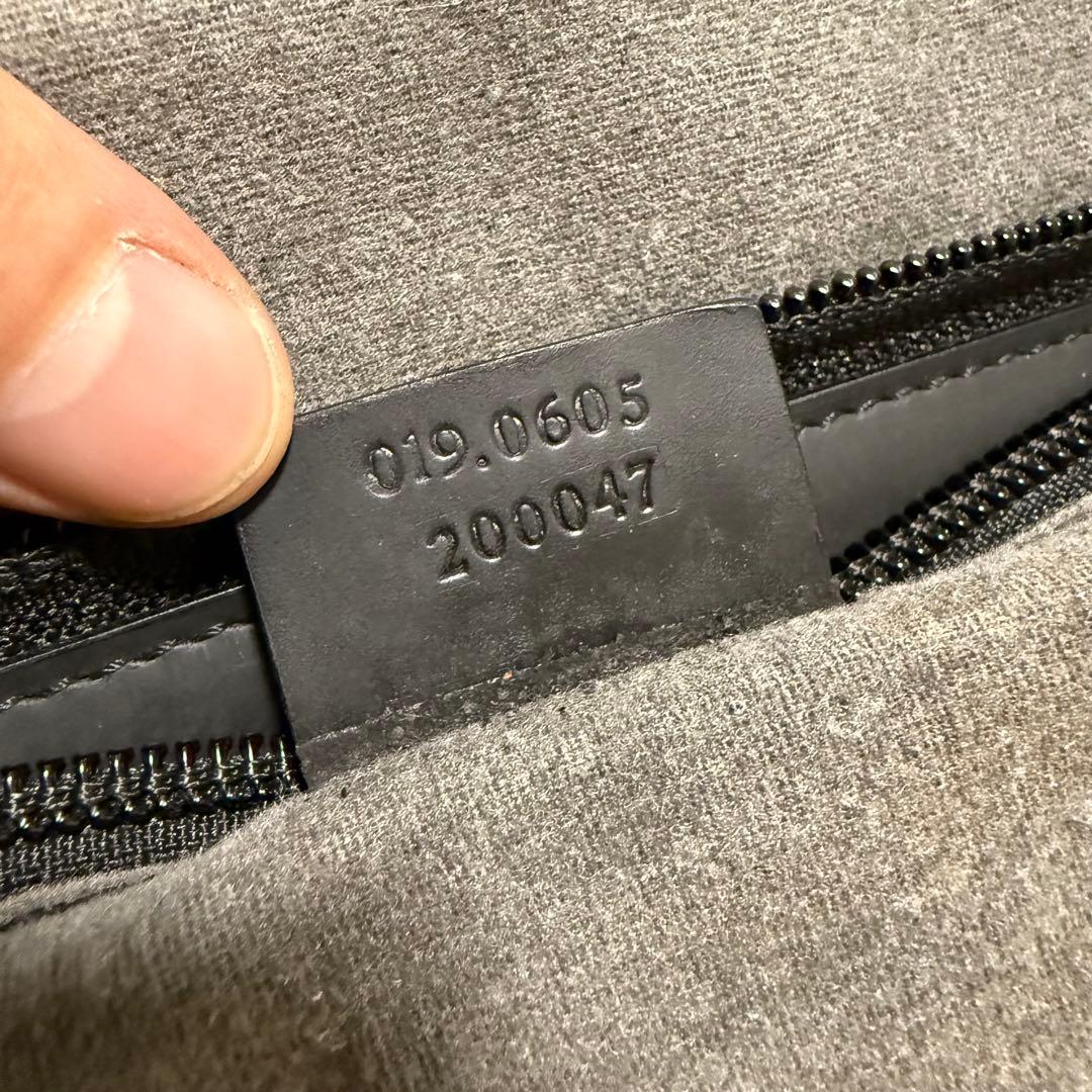 GUCCI　グッチ　ビジネスバッグ　ブラック　GG柄　2way