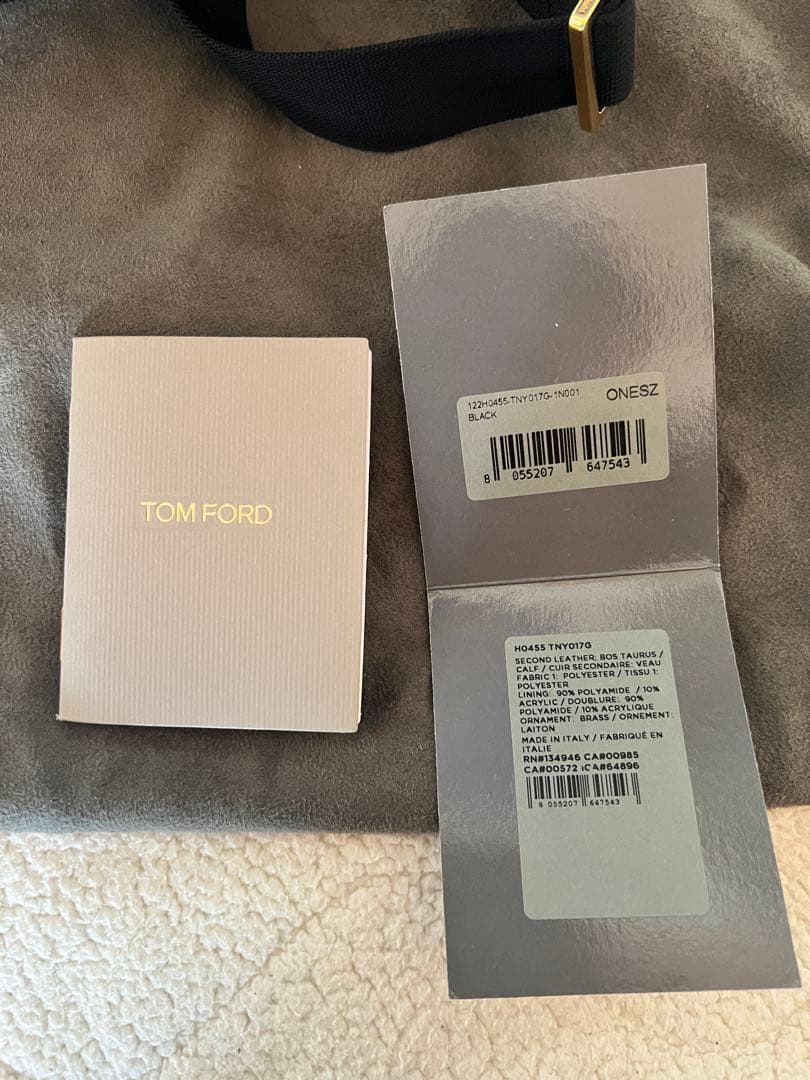 【未使用】TOM FORD ボディバッグ ブラック