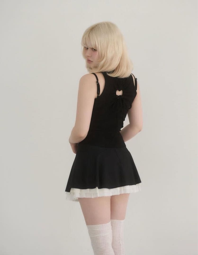 Andmary Heart point tops ♡