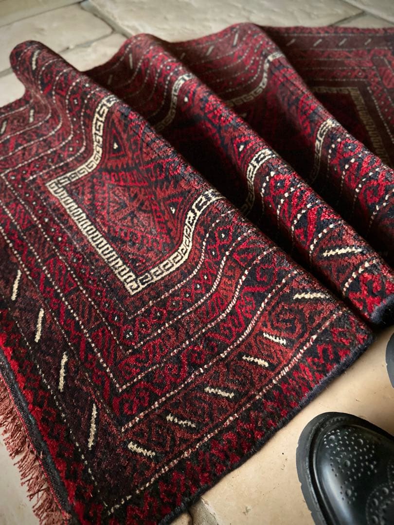 トライバルラグ　ヴィンテージラグ　アフガン　バルーチ族　プリミティブアート　美品