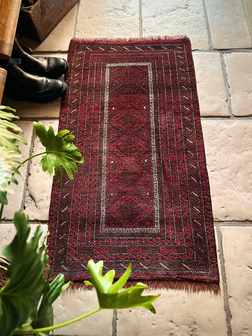 トライバルラグ　ヴィンテージラグ　アフガン　バルーチ族　プリミティブアート　美品