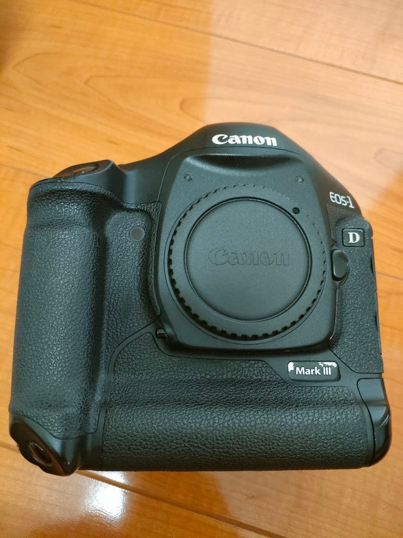 EF28-70mF2.8L+EOS-1DMarkIIIプロフェショナルセット