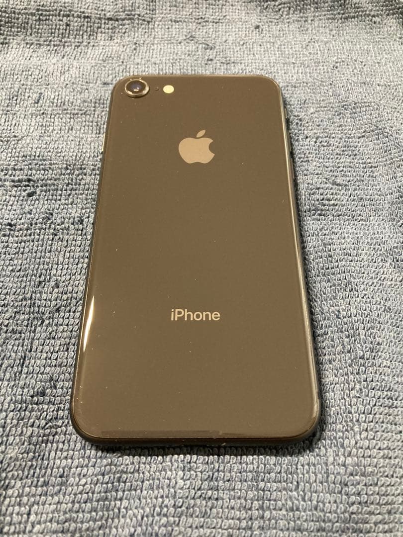 Apple iPhone 8 スペースグレー 本体 256GB