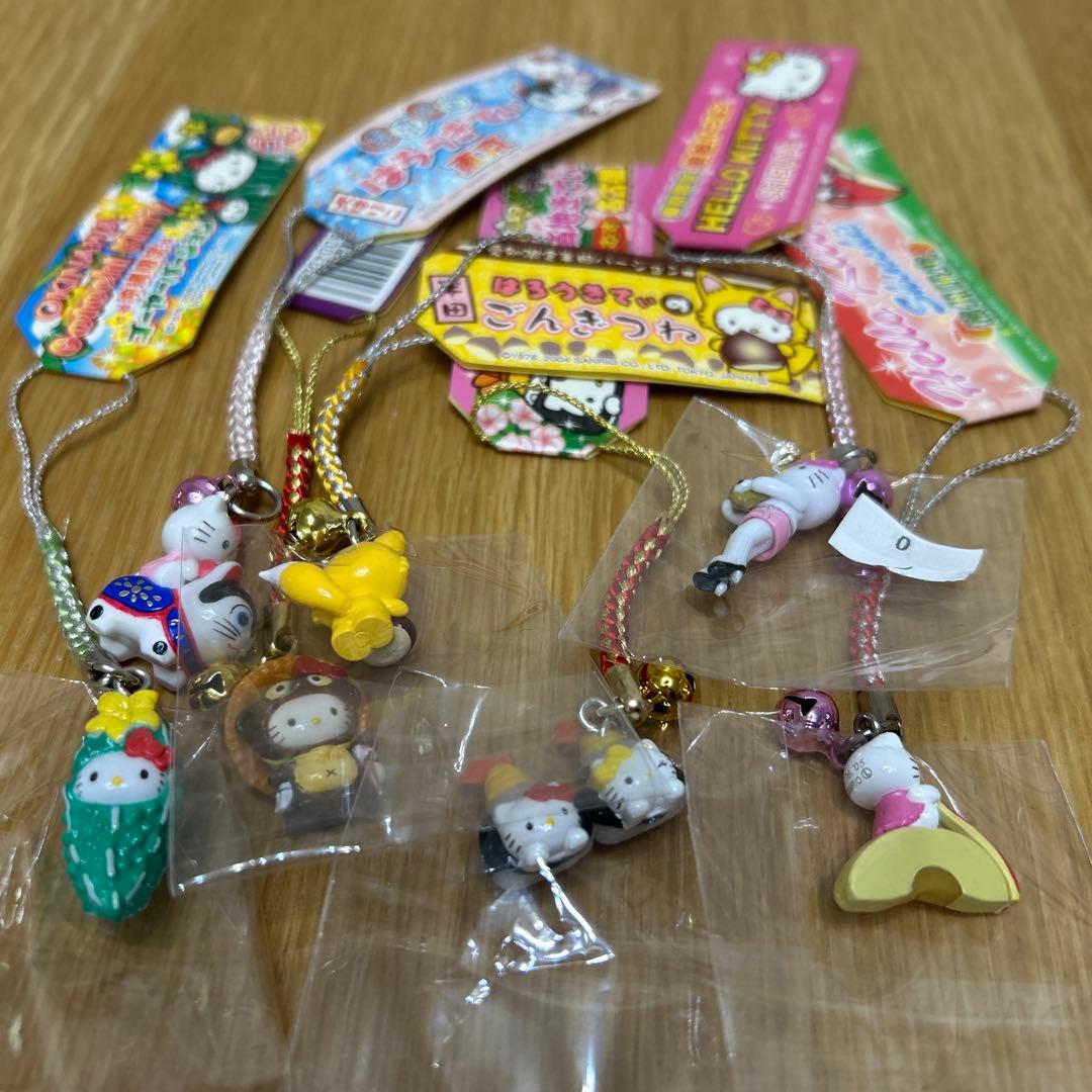 ハローキティ根付け26個セット２つはオマケ