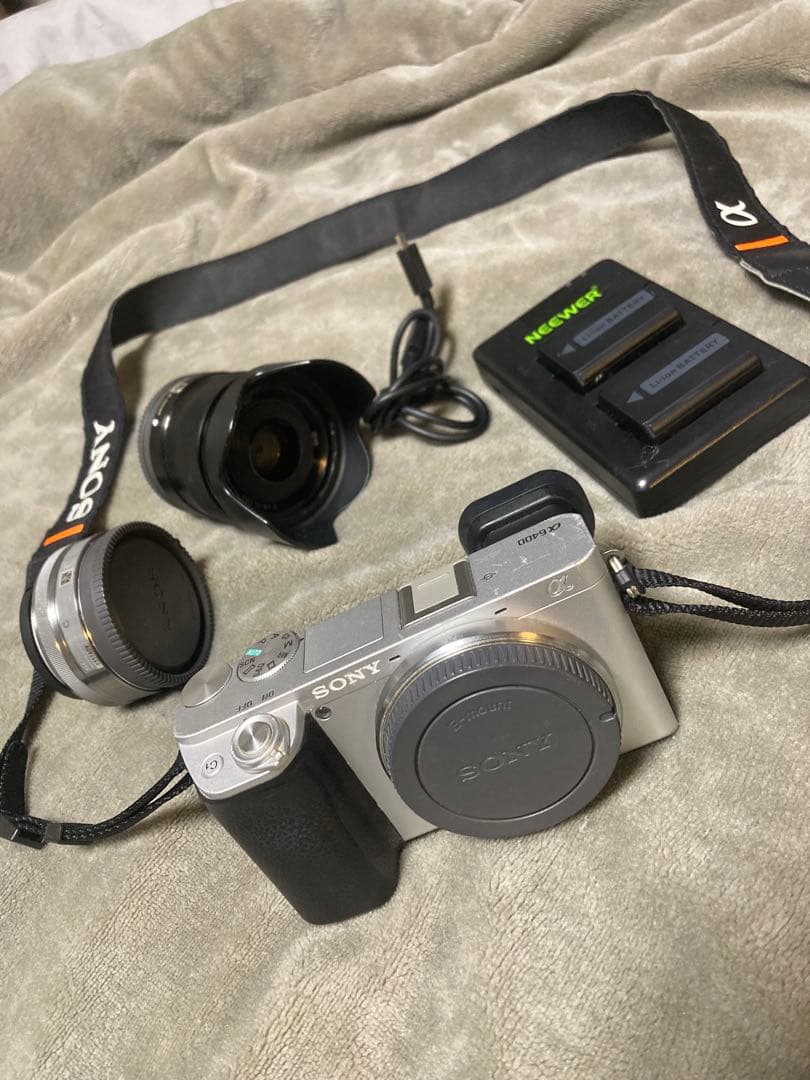 SONY α6400 単焦点レンズ×2(SEL35F18&SEL16F28)