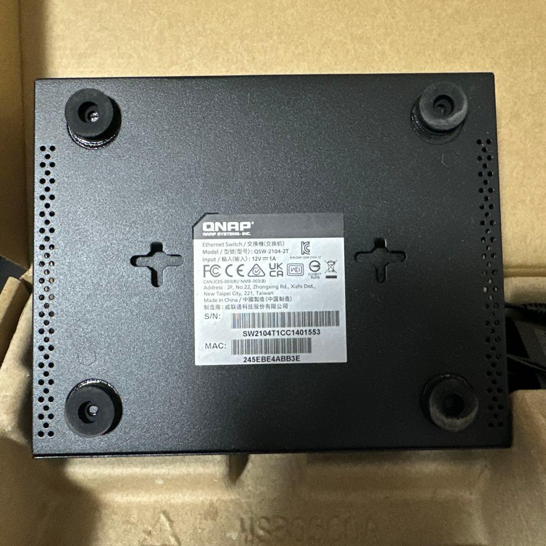 QNAP QSW-2104-2T スイッチングハブ