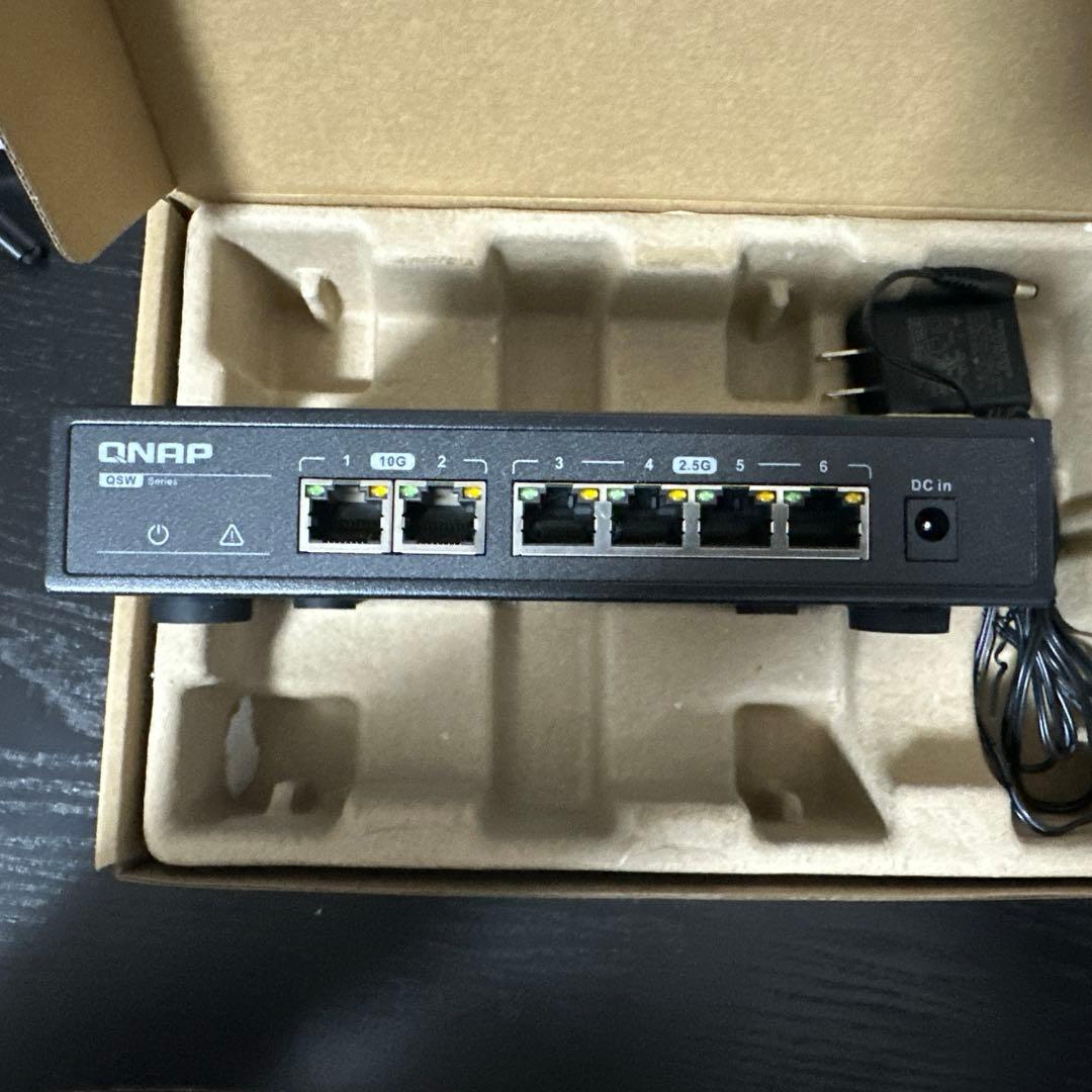 QNAP QSW-2104-2T スイッチングハブ