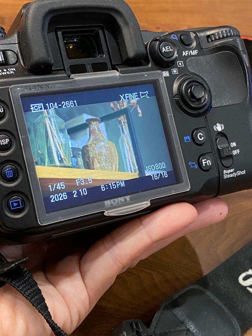 SONY α700 デジタル一眼レフ　ミノルタ単焦点50㎜AFレンズ付　動作品