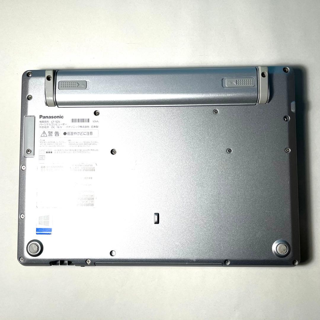 超軽量コンパクト持ち運び楽々！すぐ使えるSSD搭載快速！カメラ付きノートパソコン