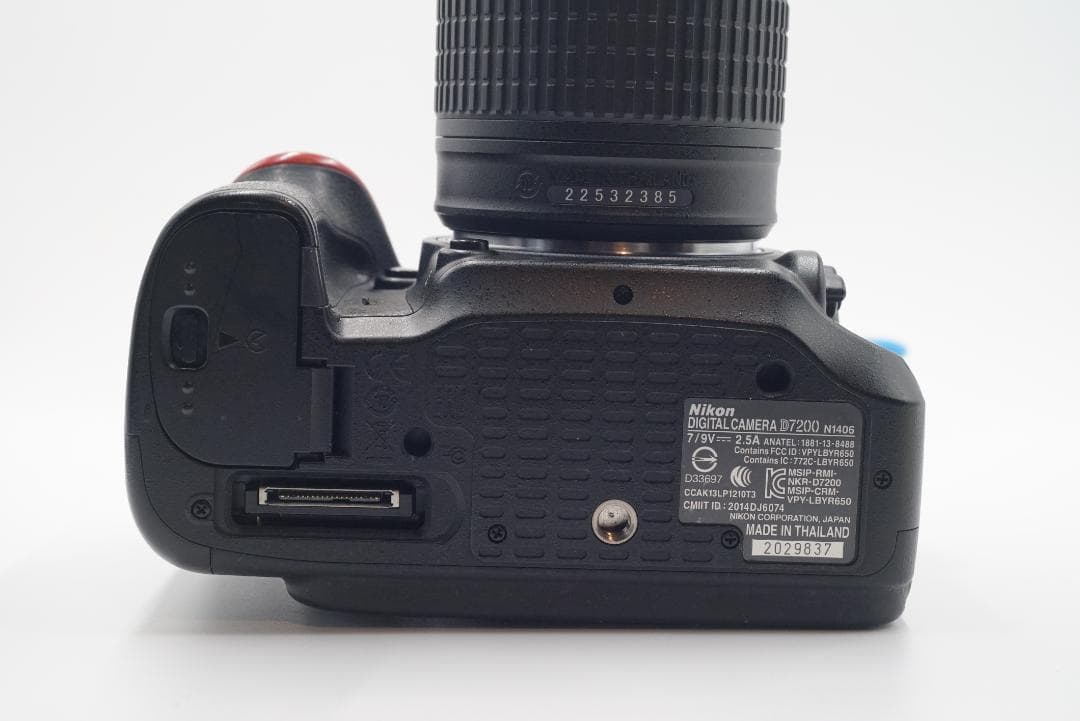 美品　Nikon D7200、NIKKOR AF-P 18-55mm