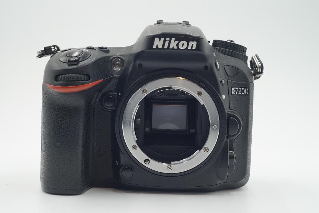 美品　Nikon D7200、NIKKOR AF-P 18-55mm