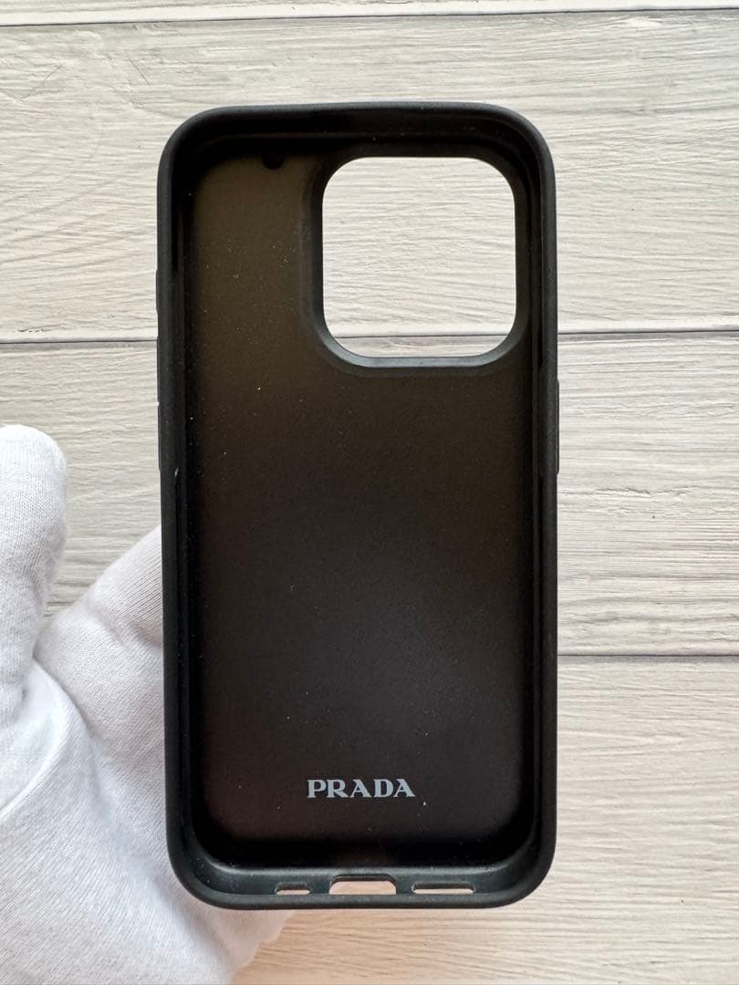 ★モアイ★ PRADA プラダ iPhone 15 Proケース ピンク