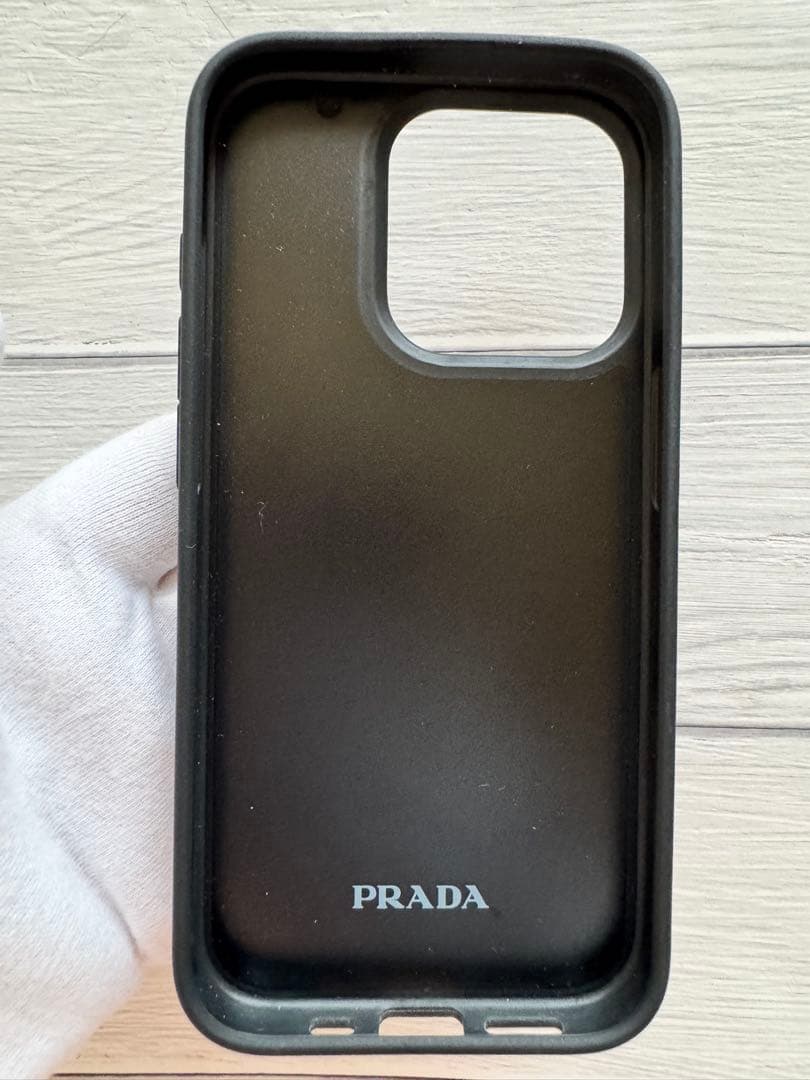 ★モアイ★ PRADA プラダ iPhone 15 Proケース ピンク