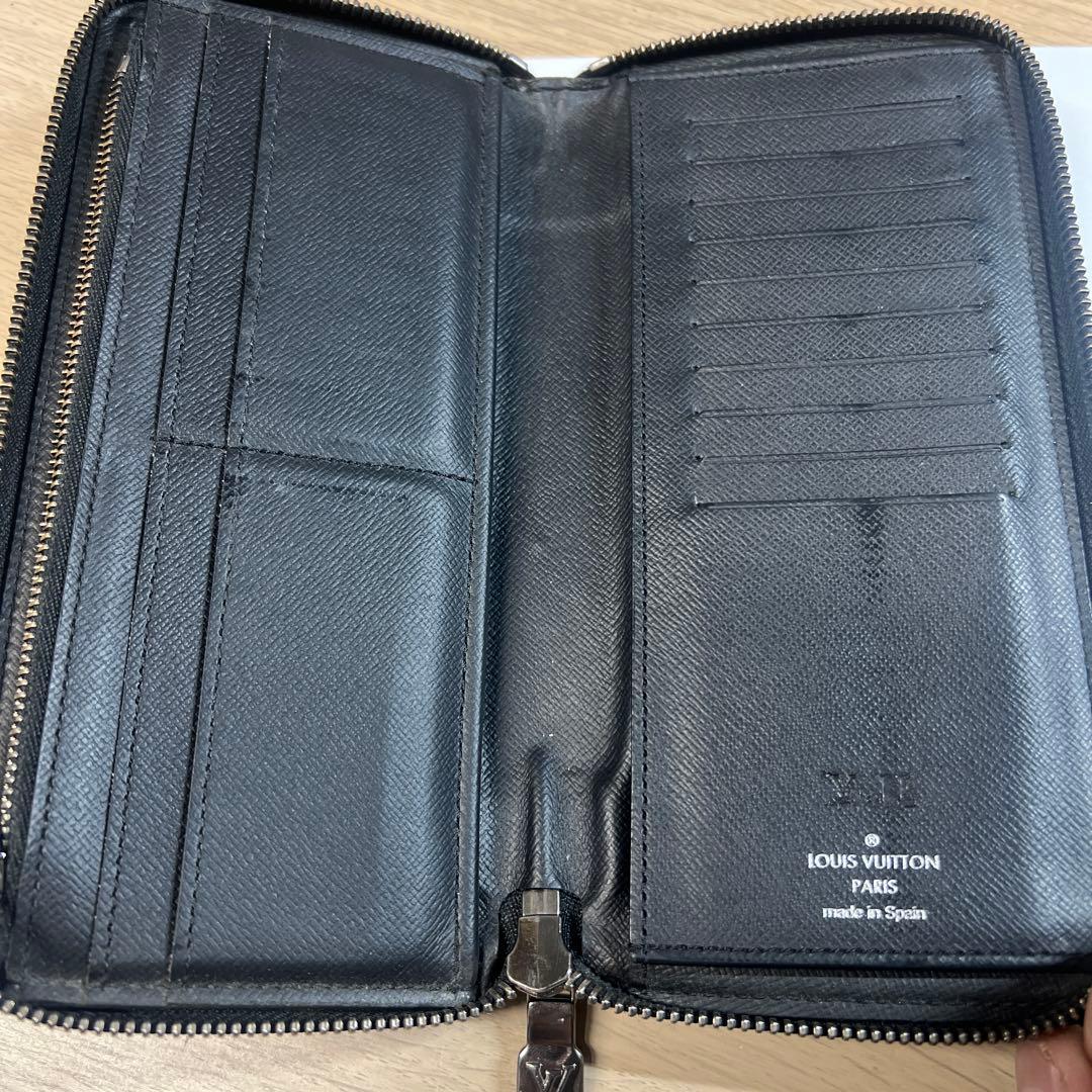 ルイヴィトン ジッピーウォレット ヴェルティカル エクリプス